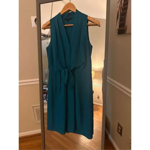 FELICITY & COCO Royal Blue Sleeveless‎ Surplice Tie Front Dress X Small MSRP $98 - Picture 1 of 4